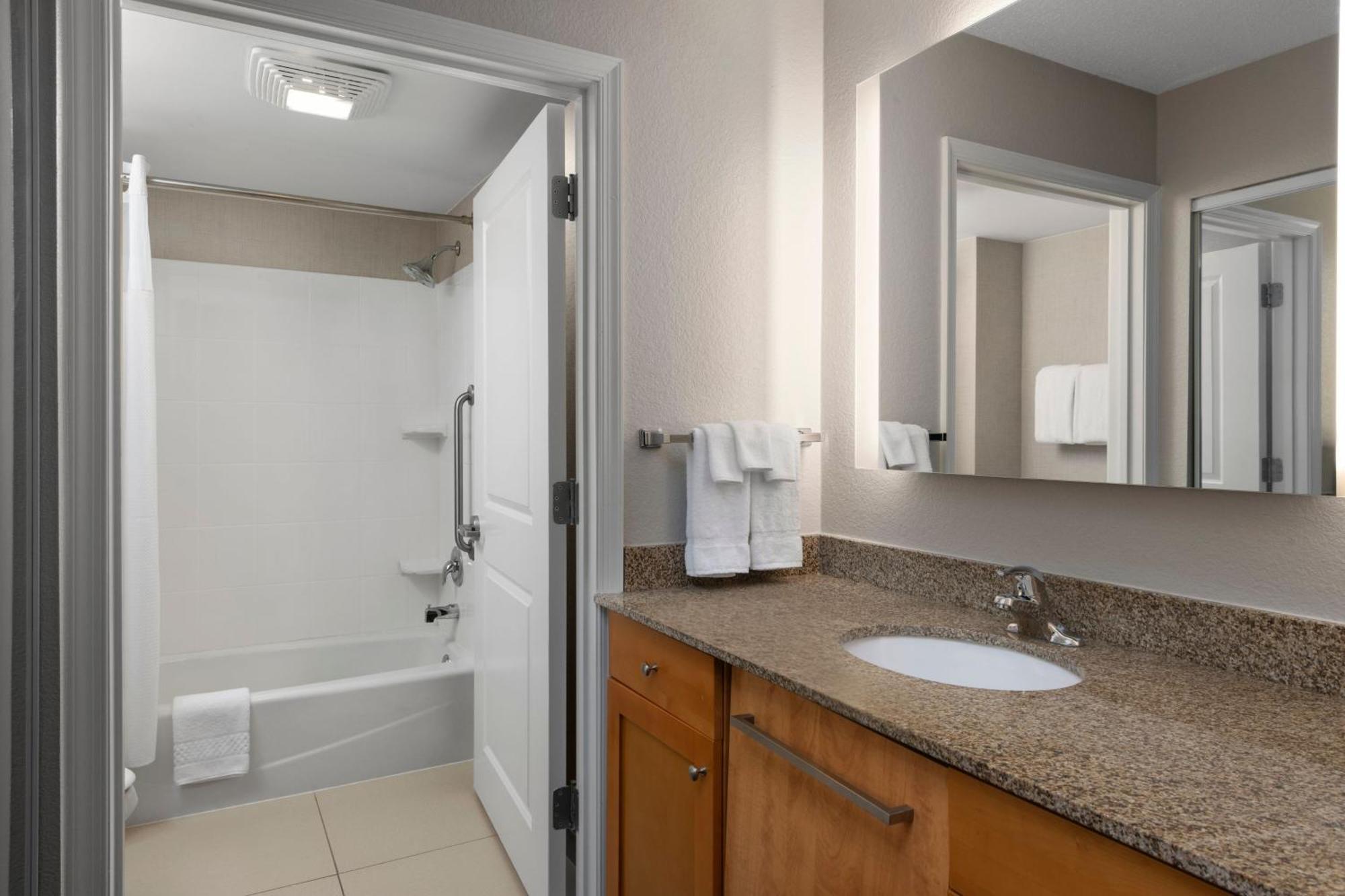 Residence Inn Mt. Laurel At Bishop'S Gate Mount Laurel Εξωτερικό φωτογραφία